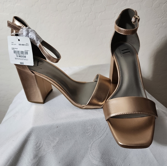 NWT WORTHINGTON Becklyn Rose Gold stacked heels. - Picture 6 of 6